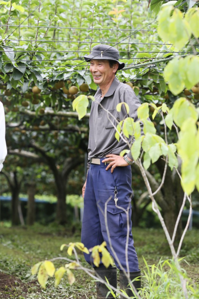 相馬市富沢で梨やキウイを育てる田中果樹園の田中富士夫さん